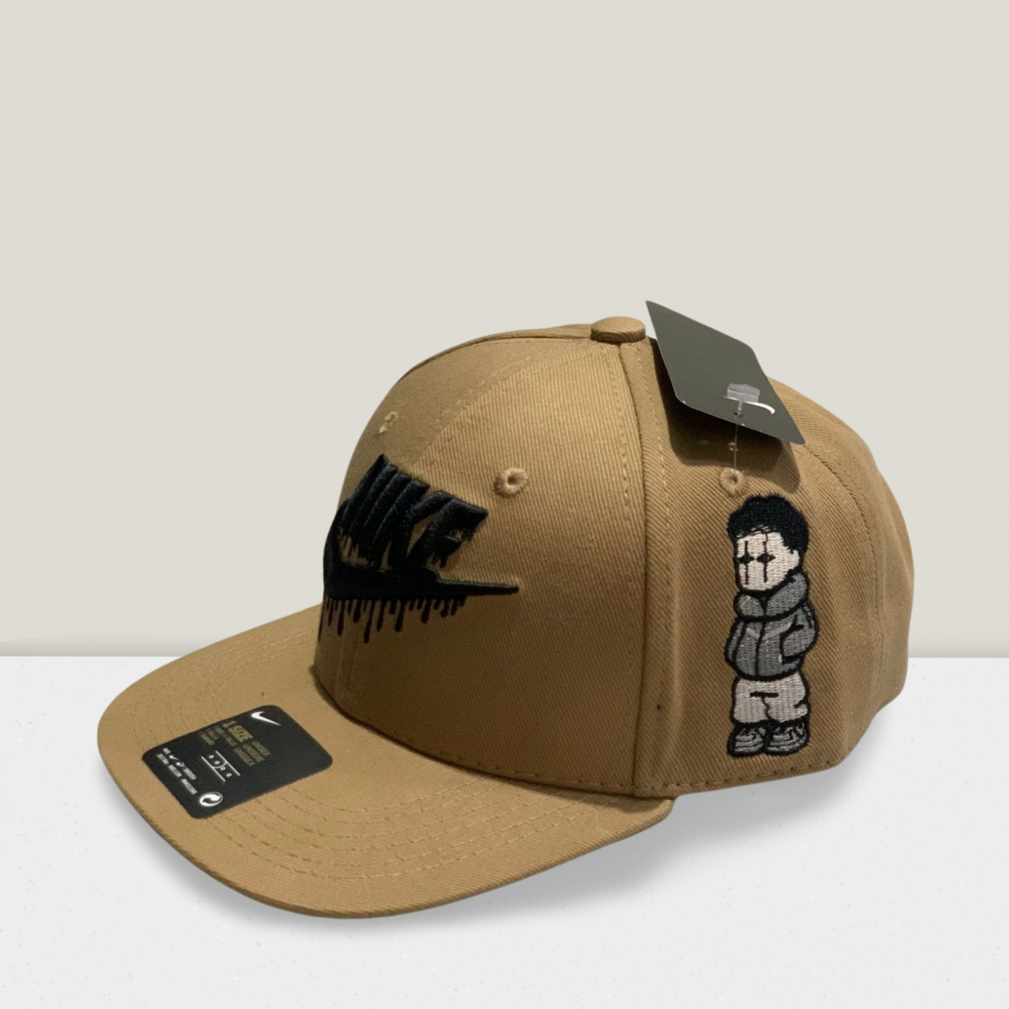 NIKE PLANA